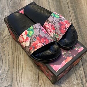 Designer Women's Pursuit Pool Slide Sandals